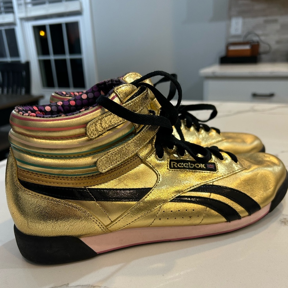Reebok Classic Metallic Gold Womens Size 12 Freestyle Sneaker Shoes Vintage